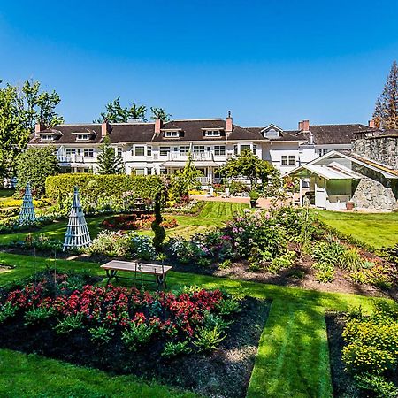 Crown Mansion Boutique Hotel & Villas Qualicum Beach Ngoại thất bức ảnh