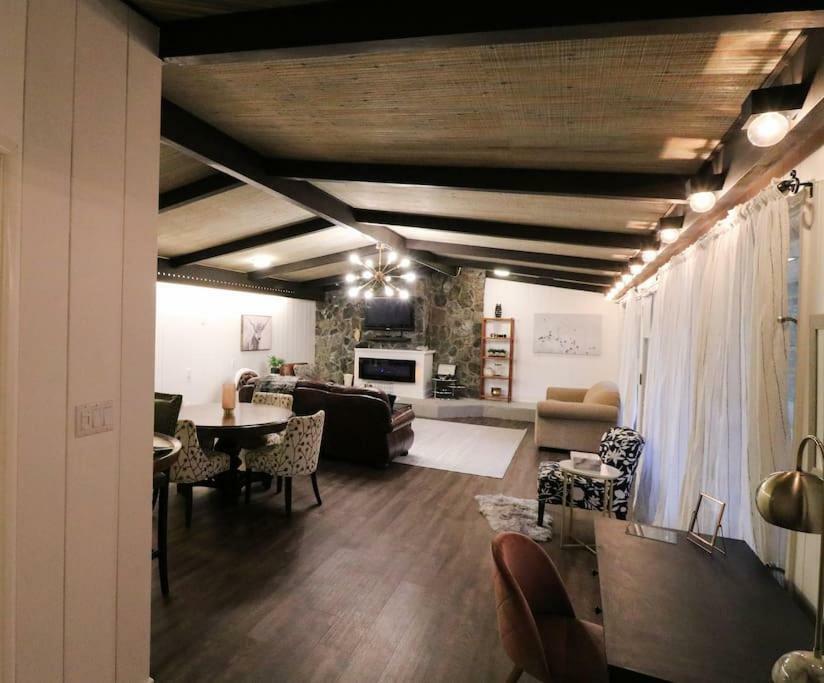 Crown Mansion Boutique Hotel & Villas Qualicum Beach Ngoại thất bức ảnh